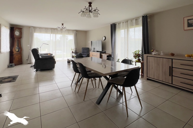 Vente Maison PEYRAT DE BELLAC - 6 pièces -122 m² - (87300)