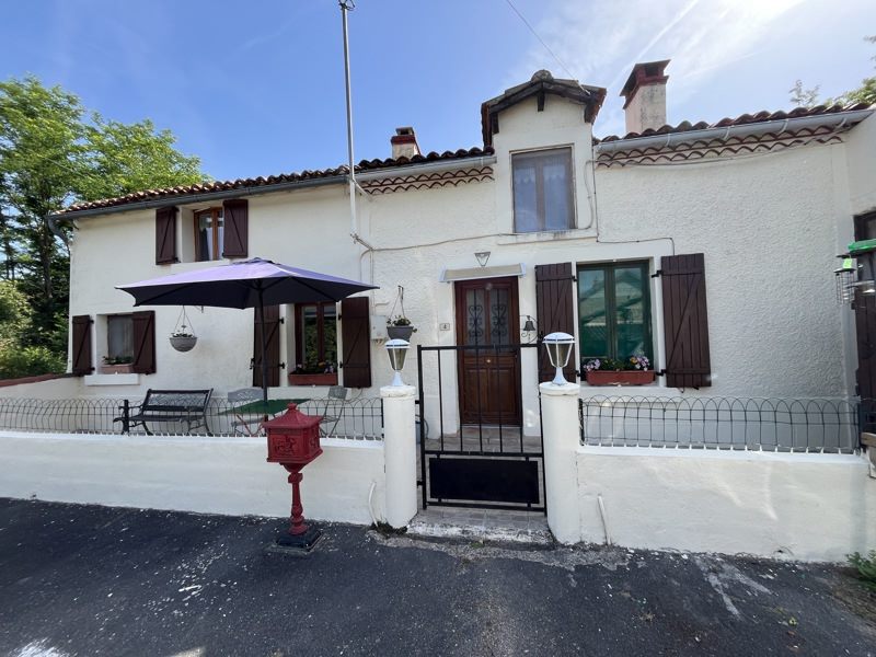Vente Maison ORADOUR ST GENEST - 5 pièces -171 m² - (87210)