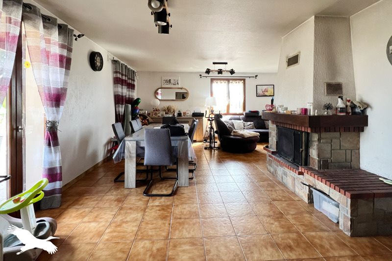 Vente Maison CHATEAUPONSAC - 5 pièces -135 m² - (87290)