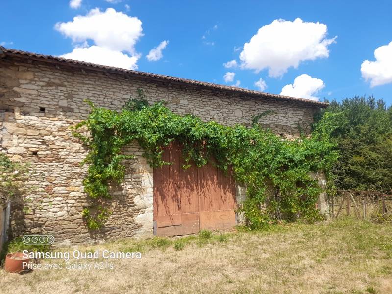 Vente Grange BLANZAC - 1 pièce -127 m² - (87300)
