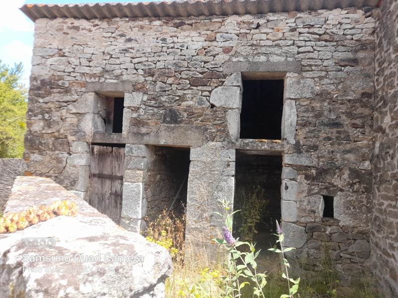 Vente Grange BLANZAC - 1 pièce -127 m² - (87300)