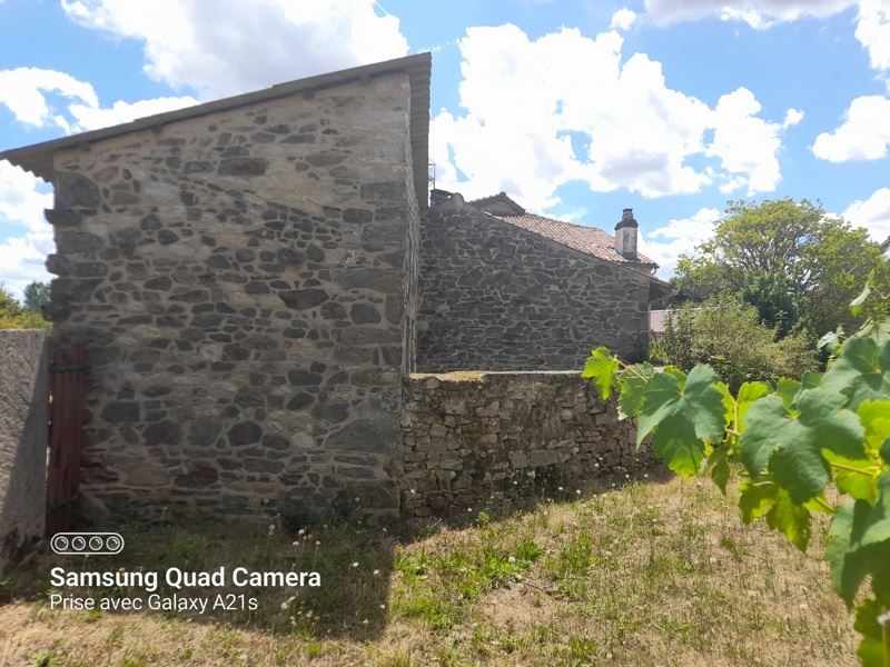 Vente Grange BLANZAC - 1 pièce -127 m² - (87300)