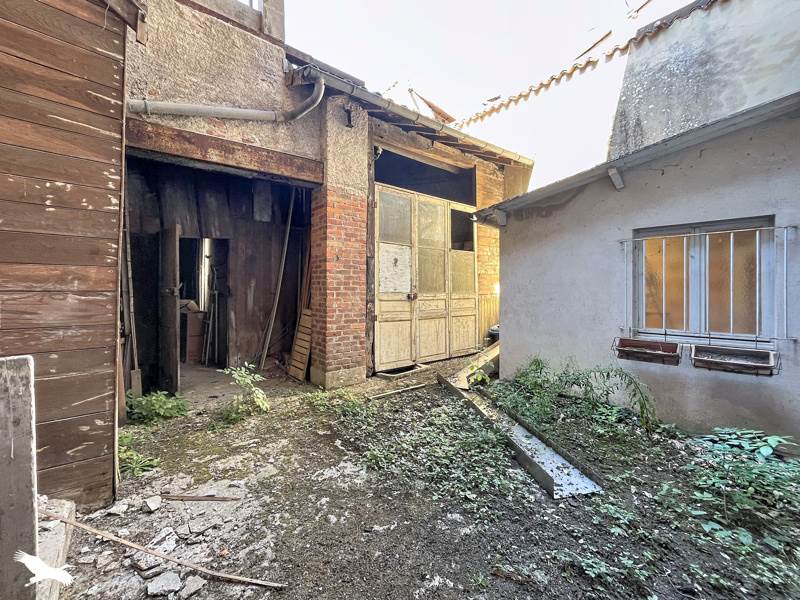 Vente Immeuble BELLAC - -  350 m² - (87300)