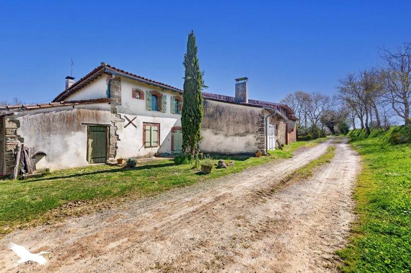 Vente Maison MASCARVILLE - 6 pièces -143 m² - (31460)