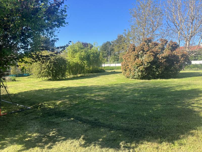 Vente Terrain GRAGNAGUE - -725 m² - (31380)