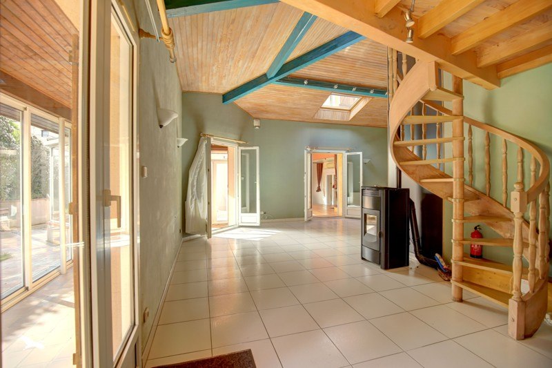 Vente Maison MONDOUZIL - 7 pièces -233 m² - (31850)