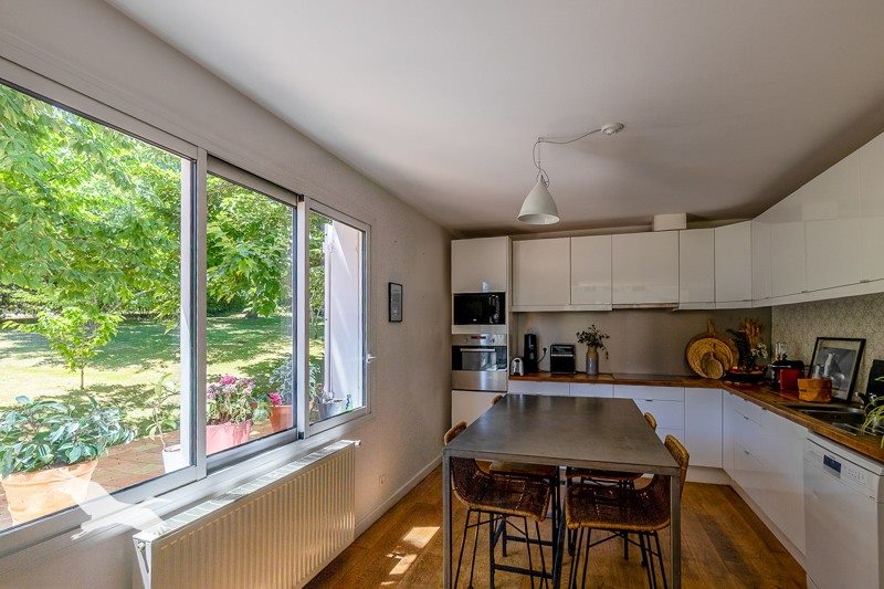 Vente Maison MONTRABE - 7 pièces -200 m² - (31850)