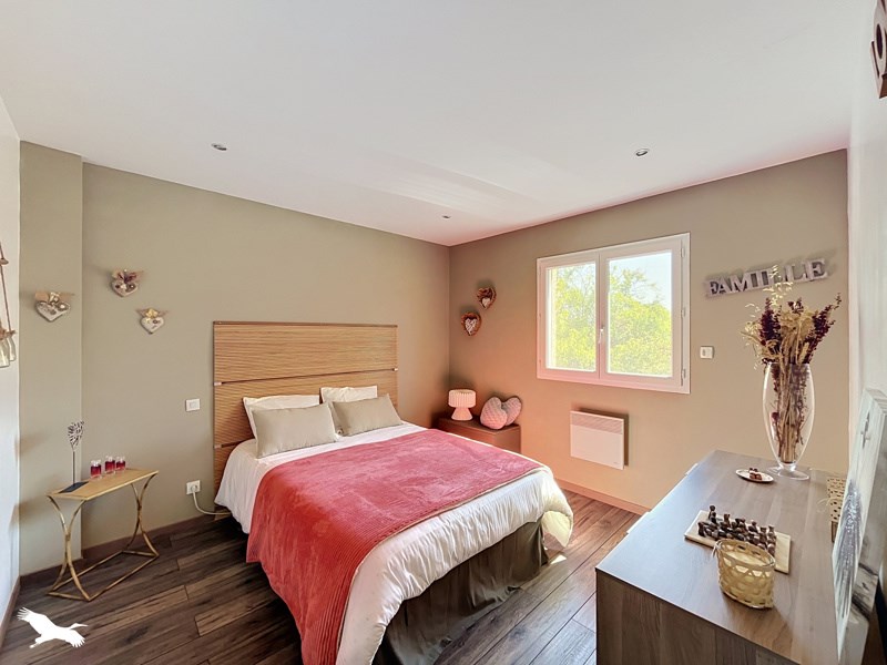 Vente Maison Saint-Pierre - 5 pièces -121 m² - (31590)