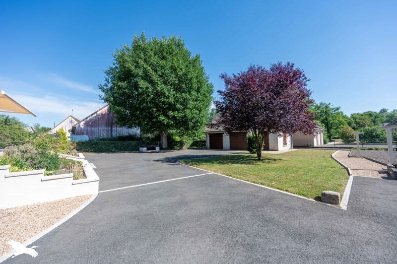 Vente Maison VILLEFRANCHE SUR CHER - 5 pièces -153 m² - (41200)