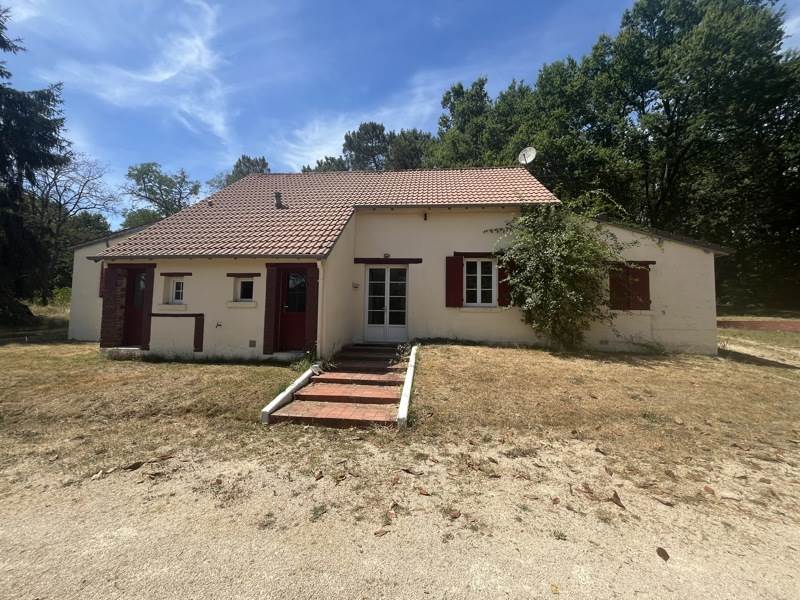 Vente Maison CHATRES SUR CHER - 10 pièces -376 m² - (41320)