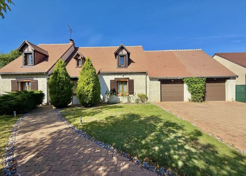 Vente Maison ROMORANTIN LANTHENAY - 7 pièces -208 m² - (41200)