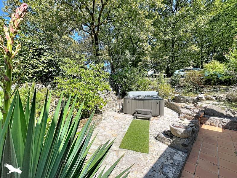Vente Maison Laà-Mondrans - 9 pièces -225 m² - (64300)