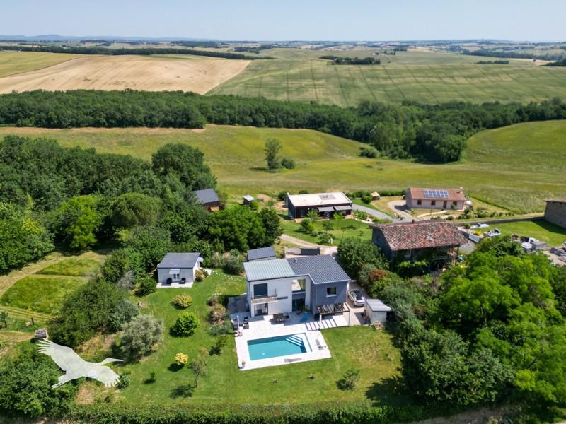 Vente Maison GRAZAC - 5 pièces -146 m² - (81800)