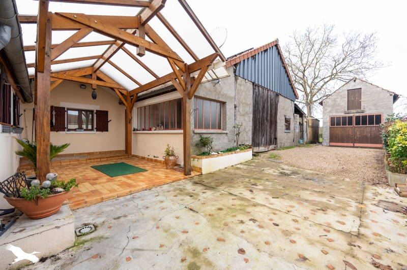 Vente Maison VIERZON - 5 pièces -142 m² - (18100)