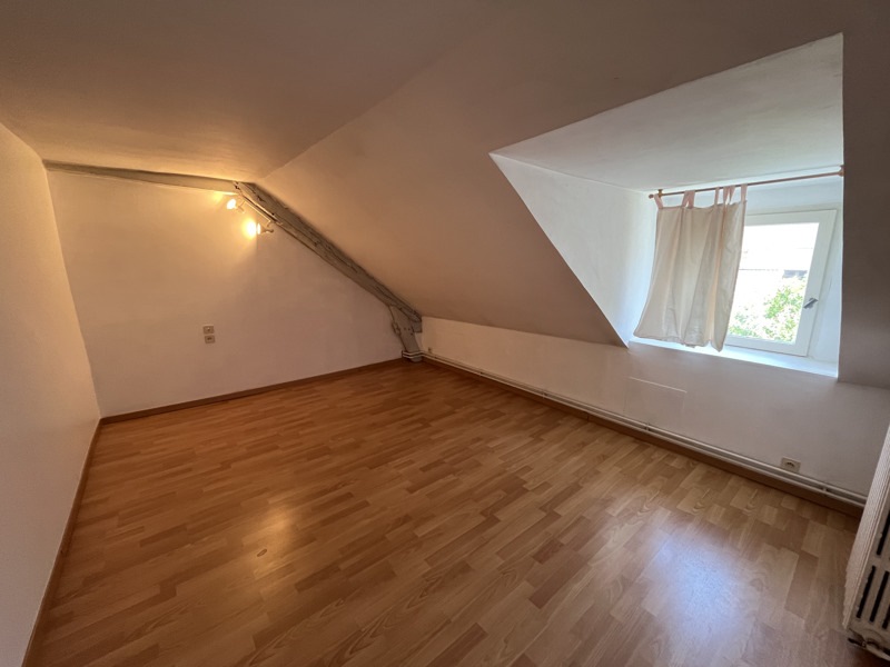 Vente Maison VIERZON - 5 pièces -139 m² - (18100)