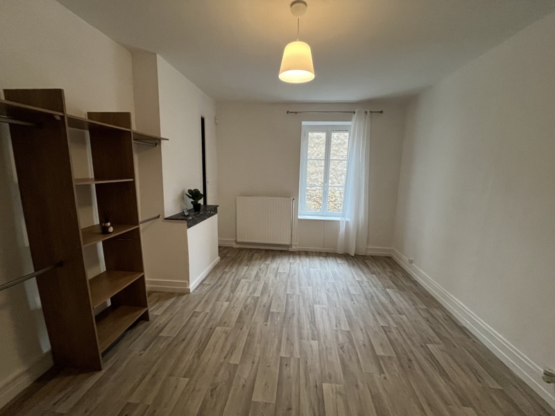 Vente Appartement VIERZON - 2 pièces -55 m² - (18100)