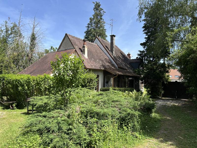 Vente Maison VIERZON - 5 pièces -102 m² - (18100)