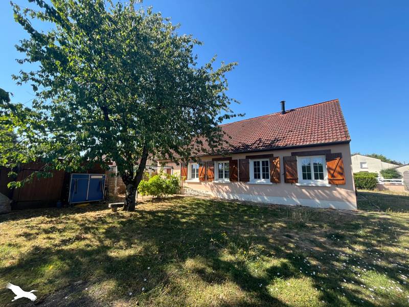 Vente Maison FOECY - 5 pièces -100 m² - (18500)