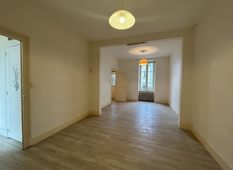 Vente Maison VIERZON - 5 pièces -99 m² - (18100)