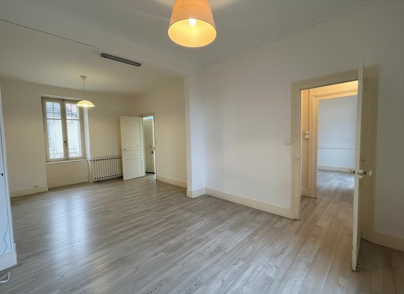 Vente Maison VIERZON - 5 pièces -99 m² - (18100)