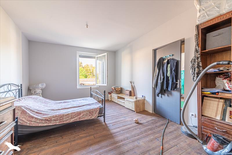 Vente Maison IZON - 4 pièces -140 m² - (33450)