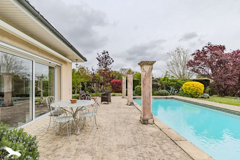 Vente Maison ST SULPICE ET CAMEYRAC - 6 pièces -137 m² - (33450)