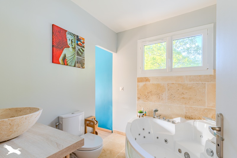 Vente Maison MONTUSSAN - 6 pièces -158 m² - (33450)