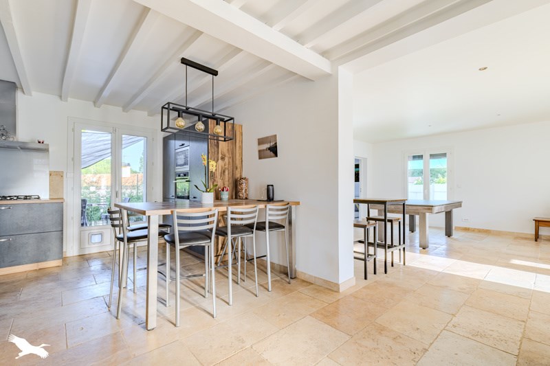 Vente Maison MONTUSSAN - 6 pièces -158 m² - (33450)