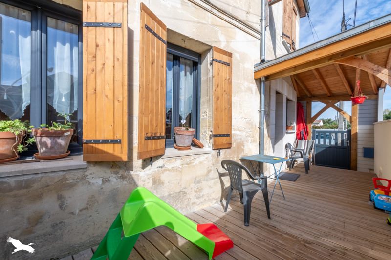 Vente Maison ST SULPICE ET CAMEYRAC - 4 pièces -120 m² - (33450)