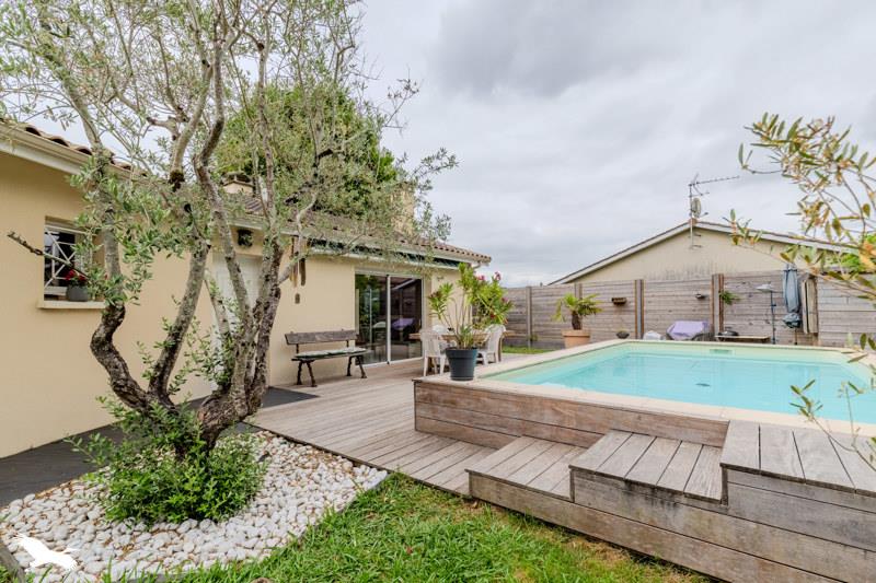 Vente Maison ST LOUBES - 7 pièces -145 m² - (33450)