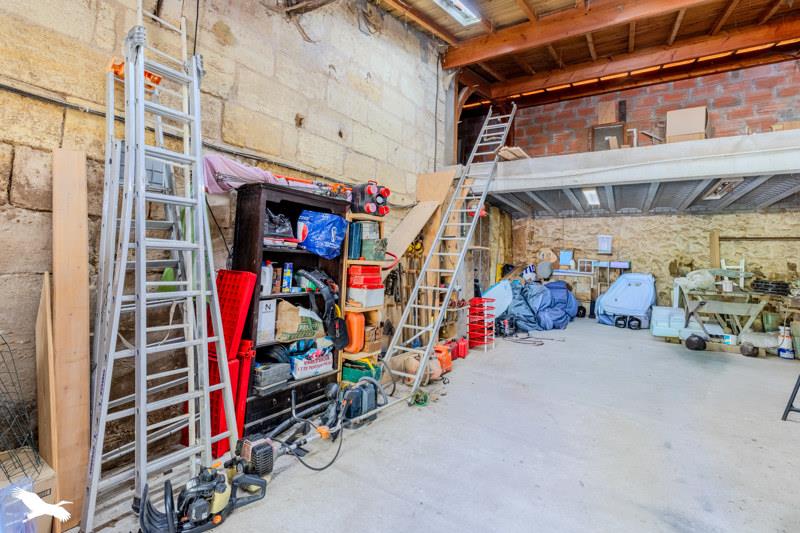 Vente Maison ST LOUBES - 6 pièces -165 m² - (33450)