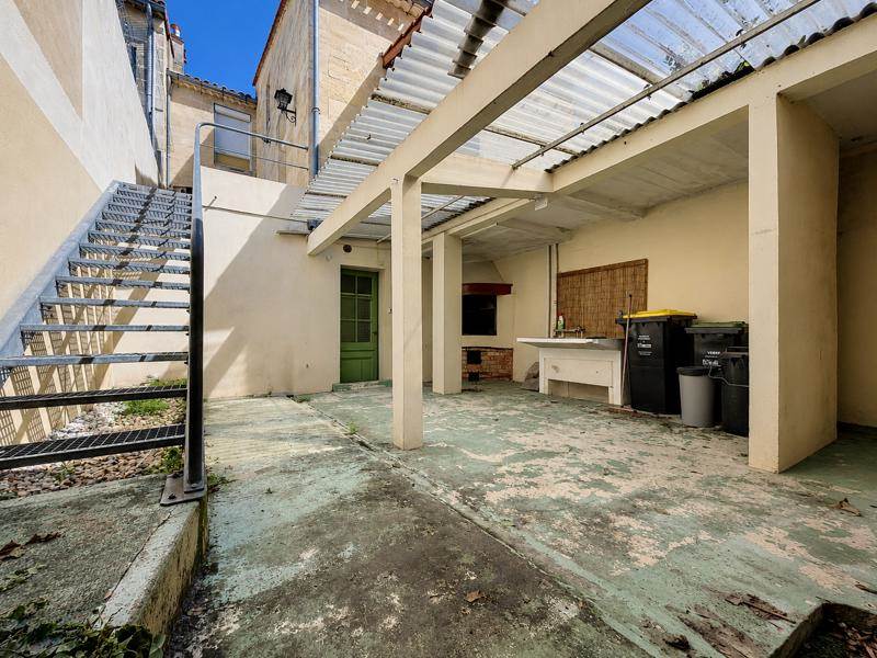 Vente Maison Saint-Loubès - 6 pièces -137 m² - (33450)