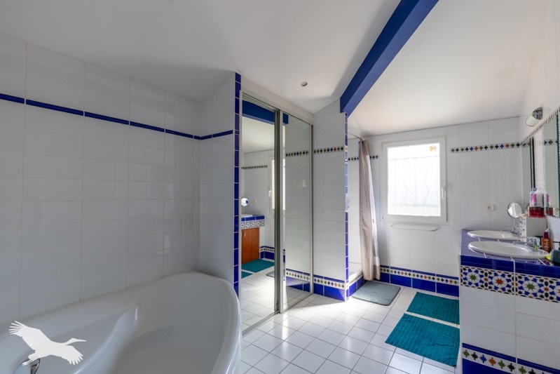 Vente Maison BRUGUIERES - 6 pièces -198 m² - (31150)
