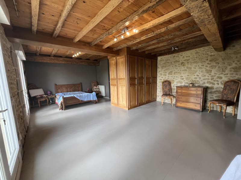 Vente Maison MAUVEZIN SUR GUPIE - 5 pièces -355 m² - (47200)