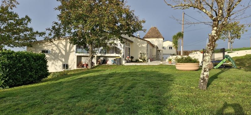 Vente Maison MAUVEZIN SUR GUPIE - 5 pièces -355 m² - (47200)