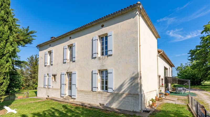 Vente Maison VIRAZEIL - 9 pièces -350 m² - (47200)
