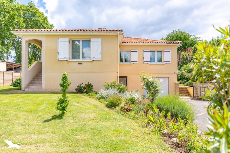 Vente Maison LONGUEVILLE - 6 pièces -140 m² - (47200)