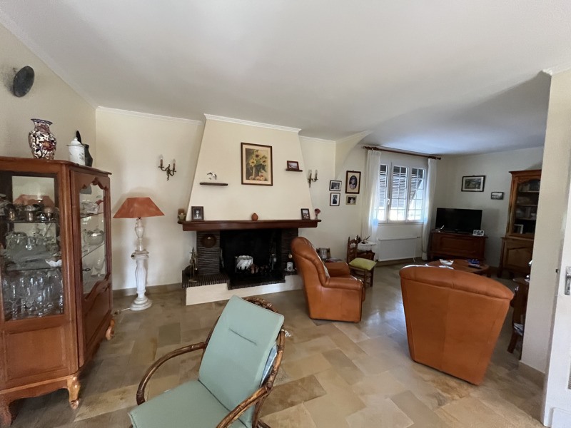 Vente Maison Saint-Pardoux-du-Breuil - 5 pièces -120 m² - (47200)