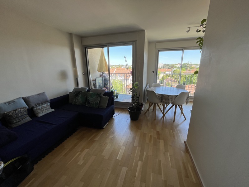 Vente Appartement ST PRIEST - 2 pièces -54 m² - (69800)