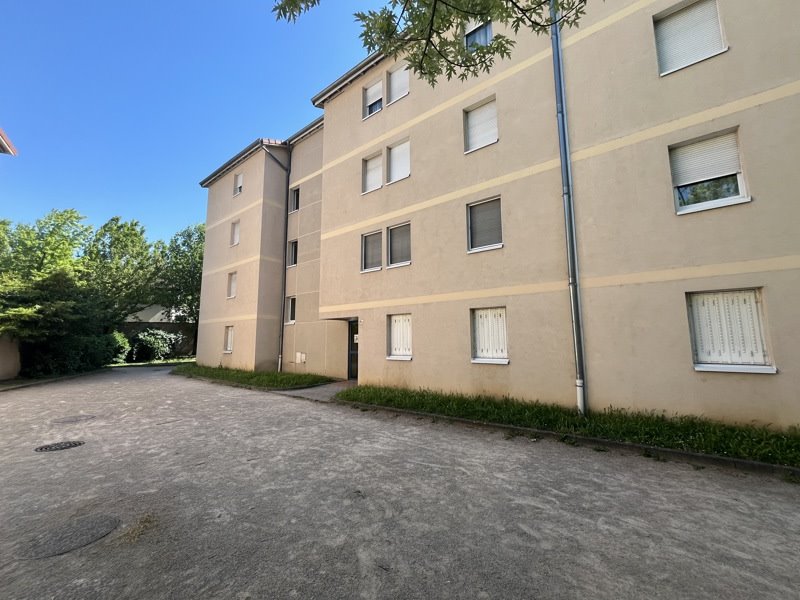 Vente Appartement ST PRIEST - 2 pièces -47 m² - (69800)
