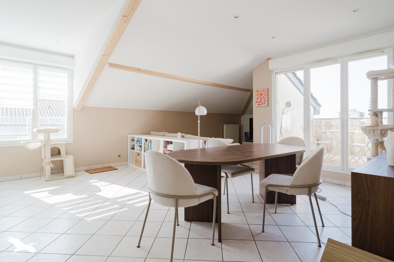 Vente Appartement Saint-Priest - 3 pièces -76 m² - (69800)