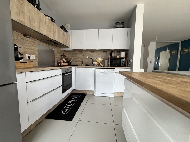 Vente Appartement Saint-Priest - 3 pièces -66 m² - (69800)