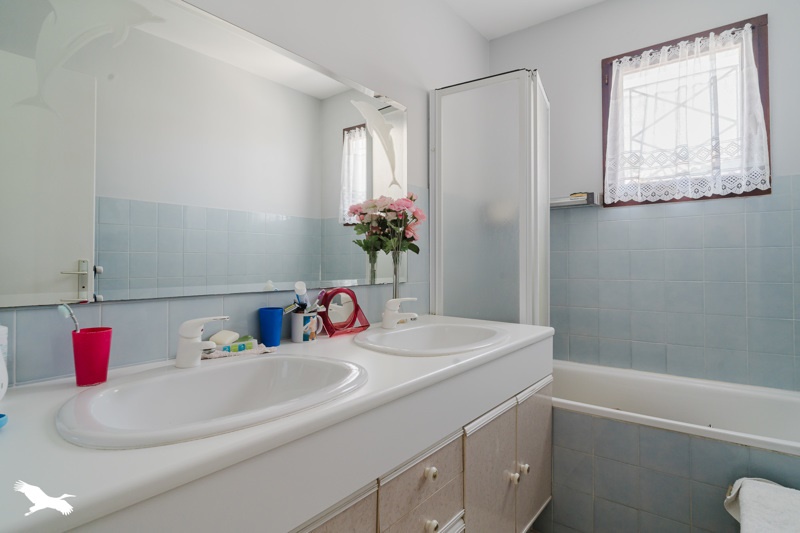 Vente Maison ST PRIEST - 5 pièces -103 m² - (69800)