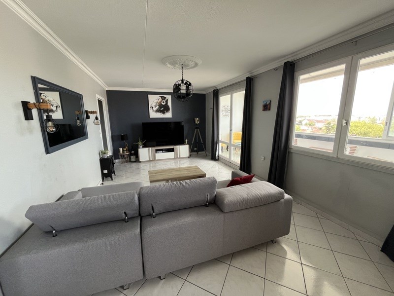 Vente Appartement Saint-Priest - 4 pièces -87 m² - (69800)