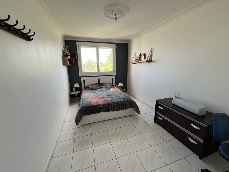 Vente Appartement Saint-Priest - 4 pièces -87 m² - (69800)
