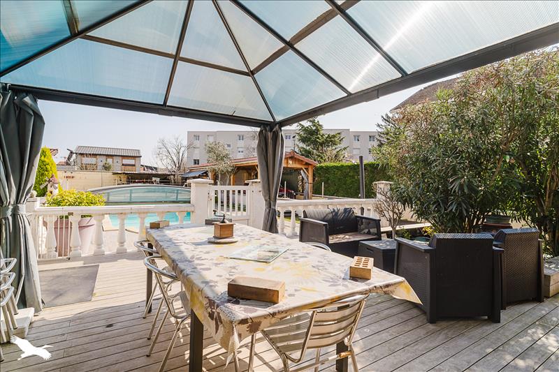 Vente Maison ST PRIEST - 4 pièces -126 m² - (69800)