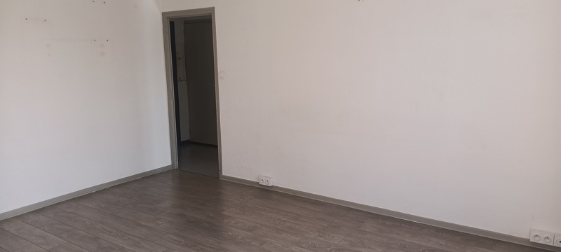 Vente Appartement ST PRIEST - 4 pièces -65 m² - (69800)