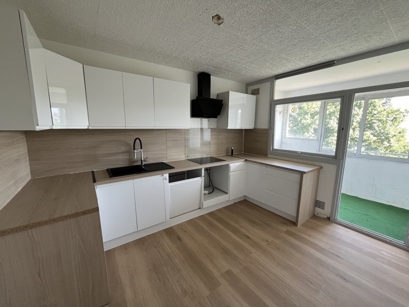 Vente Appartement ST PRIEST - 3 pièces -65 m² - (69800)