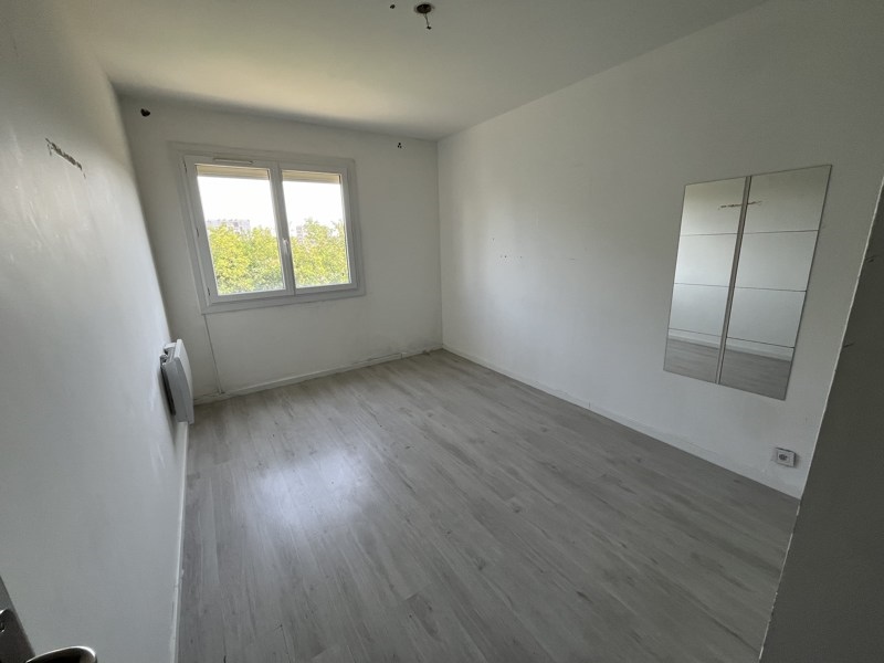 Vente Appartement ST PRIEST - 3 pièces -65 m² - (69800)