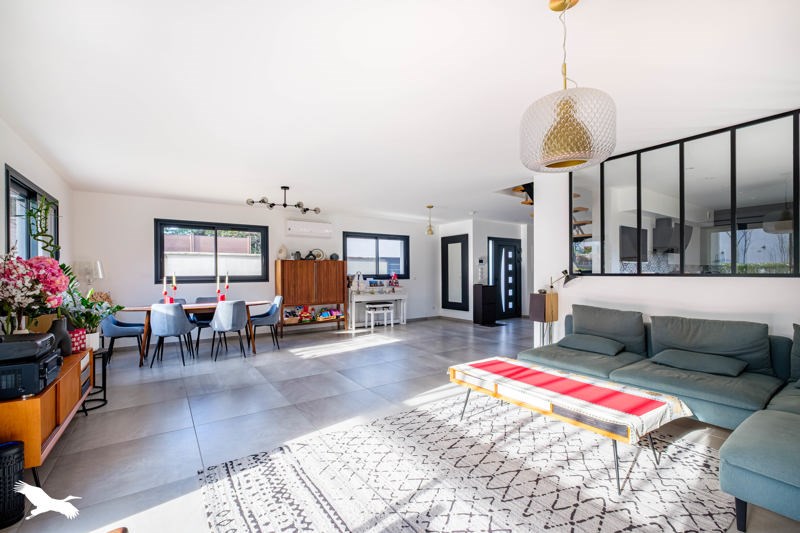 Vente Maison ST PRIEST - 5 pièces -163 m² - (69800)